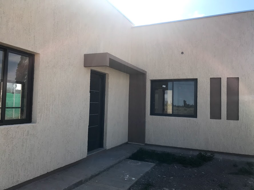 Parte frontal de la vivienda